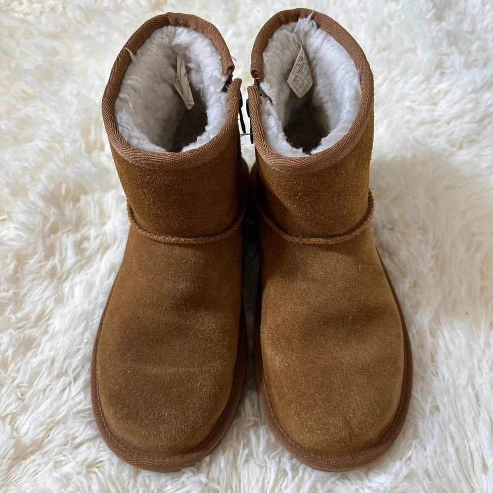 Koolaburra by UGG Victoria Short Chestnut Suede Faux Fur Zip Boots Kids Size 3